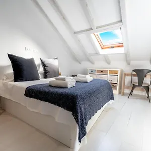 New And Bright Puertochico Attic Apartamento